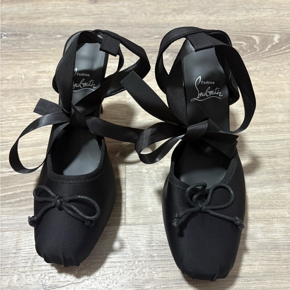 Black Ballet Flats